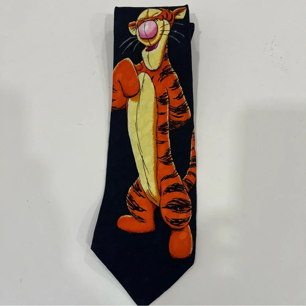 POOH TIGER  Disney Silk tie‎ Made in Myanmar Handmade